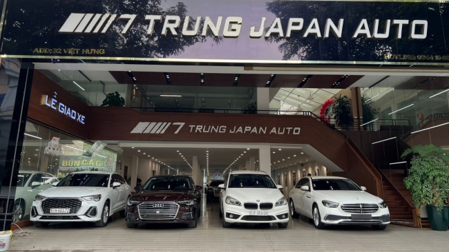 Thị trường xe ô tô cũ ngược chiều tăng giá