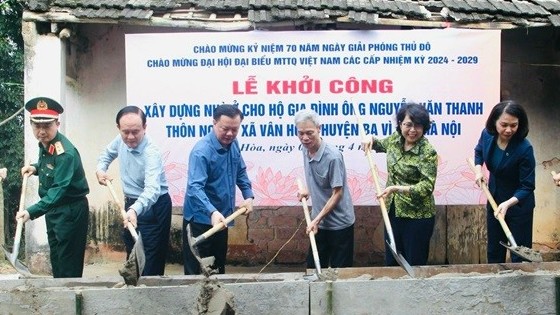 Hà Nội khởi công xây dựng, sửa chữa 725 nhà ở cho hộ nghèo, hộ cận nghèo