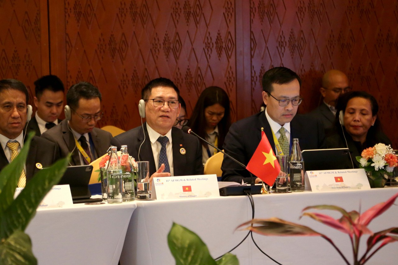 Hình ảnh hoạt động nổi bật của Bộ trưởng Hồ Đức Phớc tham dự chuỗi Hội nghị Bộ trưởng tài chính ASEAN