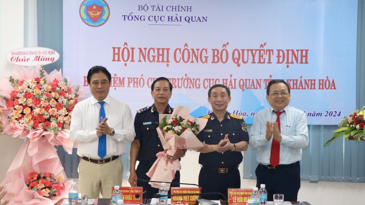 Đồng chí Nguyễn Văn Cường giữ chức vụ Phó Cục trưởng Cục Hải quan tỉnh Khánh Hòa