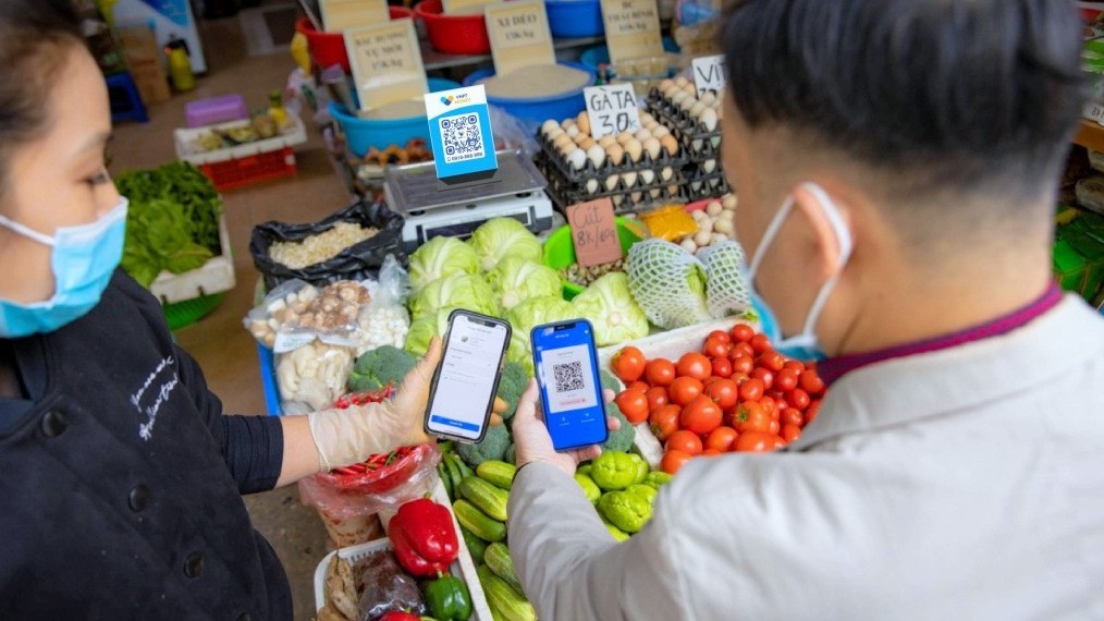 Người tiêu dùng Việt ngày càng ưa chuộng các phương thức thanh toán không tiếp xúc