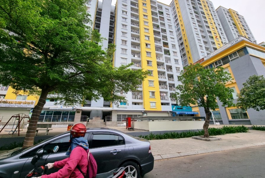 Tòa nhà Carina Plaza, một trong nhiều công trình do Công trình Giao thông 584 làm chủ đầu tư. Ảnh: Đỗ Doãn
