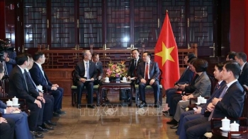Chủ tịch Quốc hội Vương Đình Huệ tiếp các tập đoàn lớn của Trung Quốc
