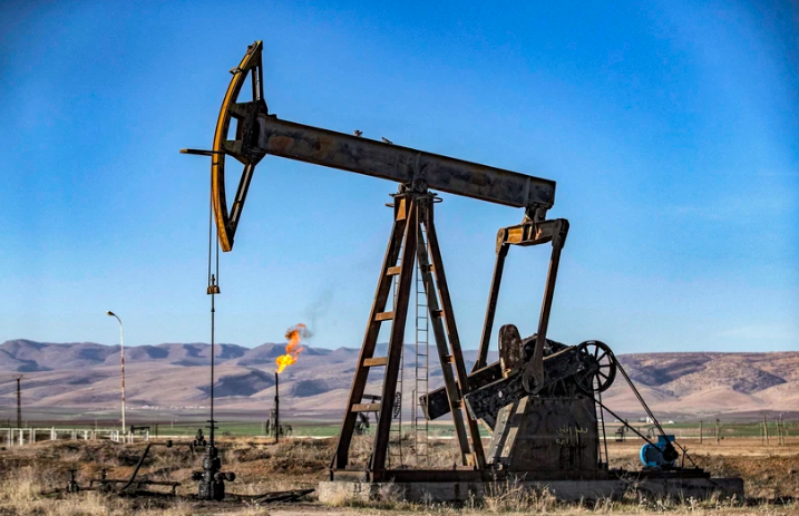 Ngày 12/4: Giá dầu thô biến động trái chiều, gas giảm 0,62%