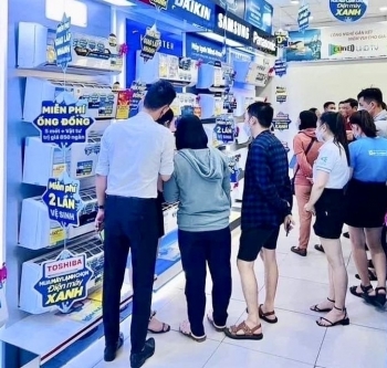 Hà Nội: Thị trường máy lạnh giảm giá đầu hè để kích cầu tiêu dùng