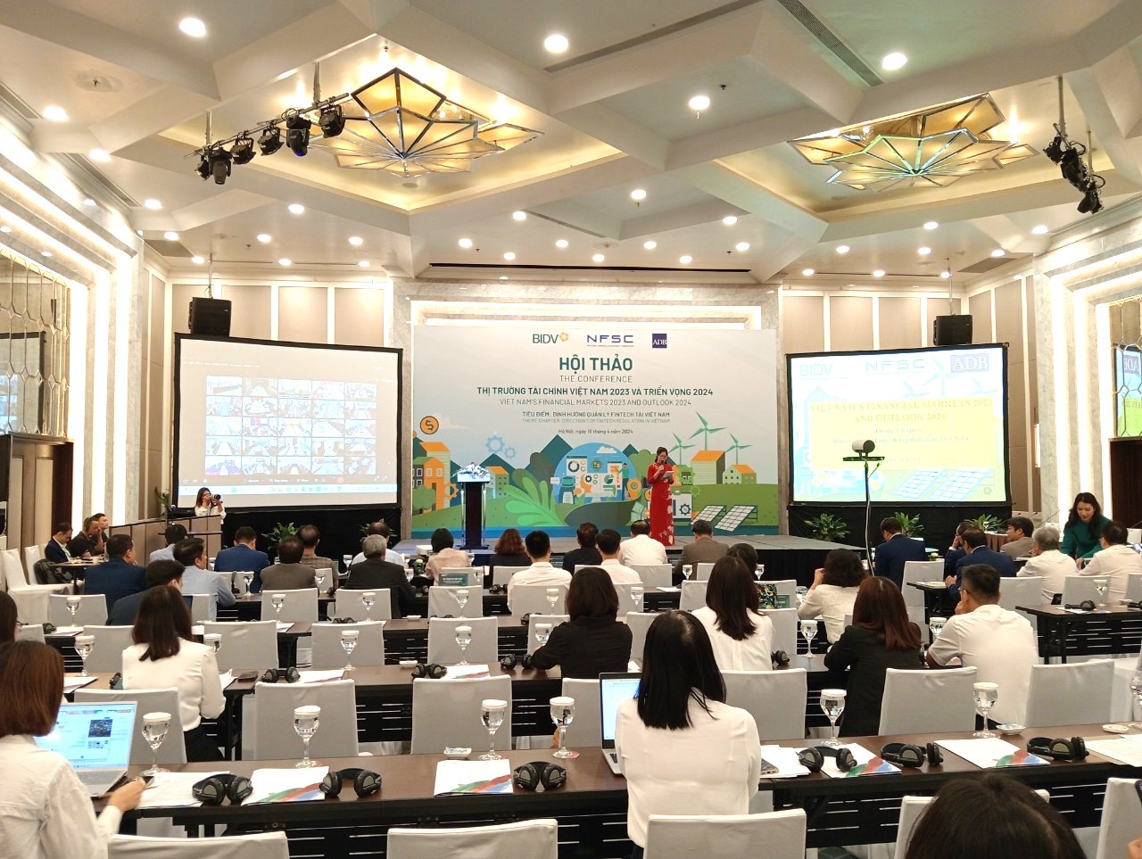 Công bố báo cáo “Thị trường tài chính Việt Nam 2023 và triển vọng 2024”