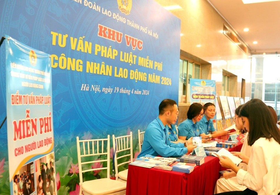 Hà Nội tổ chức đợt cao điểm An toàn, vệ sinh lao động, chăm lo cho công nhân, lao động năm 2024