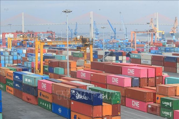 Trade surplus hits 8.4 billion USD in four months: GSO hinh anh 1
