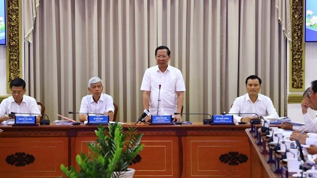 TP. Hồ Chí Minh: Phát triển kinh tế trong quý II, cần có bước tiến đủ mạnh