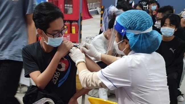 Không có rủi ro đến huyết khối hay giảm tiểu cầu sau tiêm vaccine phòng Covid-19 AstraZeneca tại Việt Nam
