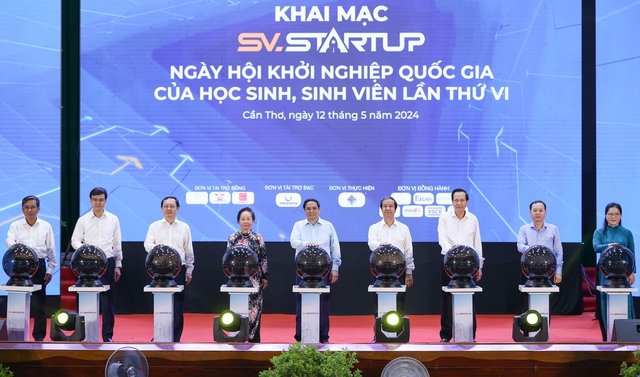 Thủ tướng khích lệ thế hệ trẻ 'gen Z' dũng cảm khởi nghiệp, đổi mới sáng tạo- Ảnh 11.