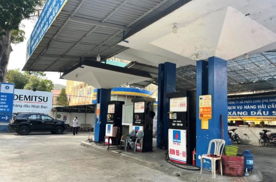 Các cây xăng tại Bà Rịa - Vũng Tàu đều đăng ký xuất hóa đơn điện tử từng lần bán cho khách. Ảnh: Việt Dũng
