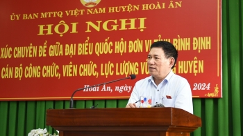 Bộ trưởng Hồ Đức Phớc tiếp xúc cử tri tại huyện Hoài Ân, Bình Định trước thềm Kỳ họp thứ 7, Quốc hội XV