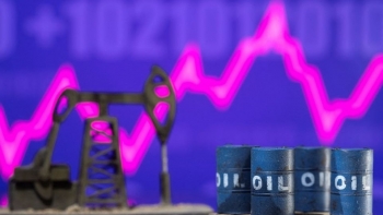 Ngày 16/5: Giá dầu tiếp đà tăng, gas giao dịch ở mức 2,42 USD/mmBTU
