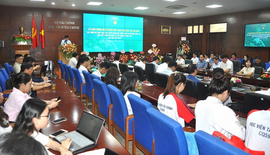 Xây dựng hệ sinh thái khoa học công nghệ và đổi mới sáng tạo trong Học viện Tài chính Xây dựng hệ sinh thái khoa học công nghệ và đổi mới sáng tạo trong Học viện Tài chính