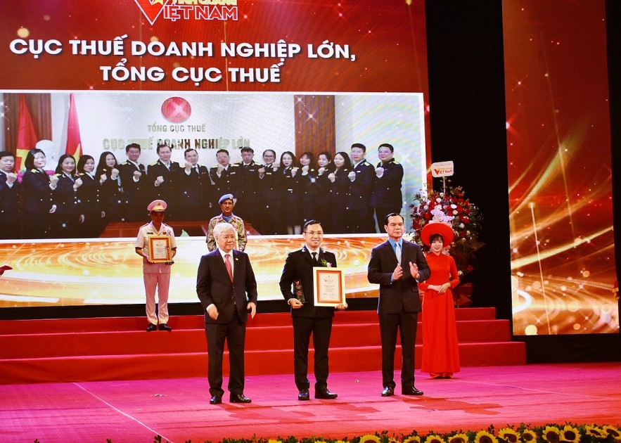 Cục Thuế Doanh nghiệp lớn được vinh danh tại “Vinh quang Việt Nam 2024”