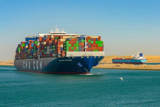 doanh thu tu kenh dao suez sut giam manh