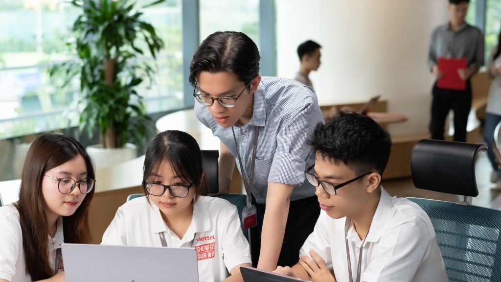 Viettel tìm kiếm và đào tạo nhân sự quản lý sản phẩm
