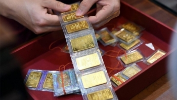Central bank suspends gold bar auctions, announces market inspections