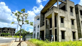 Hoãn xuất cảnh người đại diện pháp luật của Công ty Phúc Khang Sen Việt L.A vì nợ thuế
