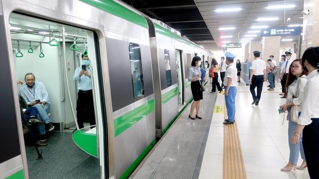 Hà Nội: Doanh thu từ tuyến đường sắt Cát Linh-Hà Đông, xe buýt cùng tăng