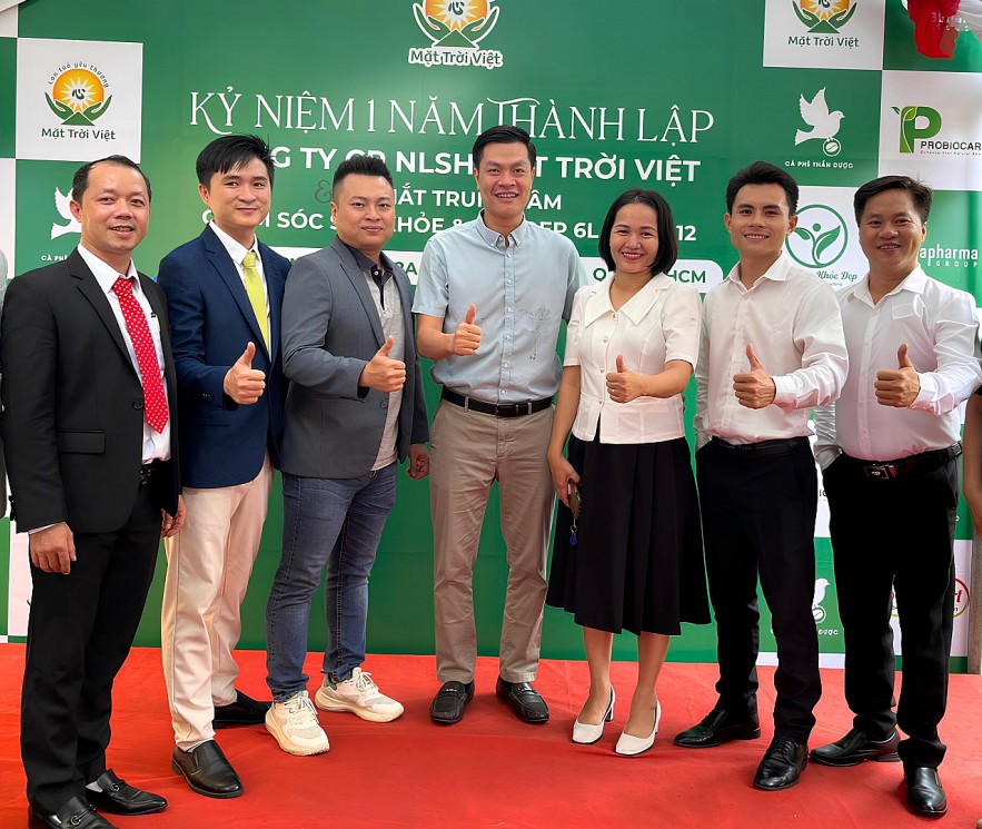 Công ty Năng lượng sinh học Mặt Trời Việt kỷ niệm 1 năm thành lập công ty