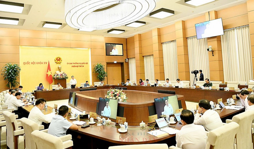 Ủy ban Thường vụ Quốc hội khai mạc phiên họp giữa 2 kỳ họp Quốc hội