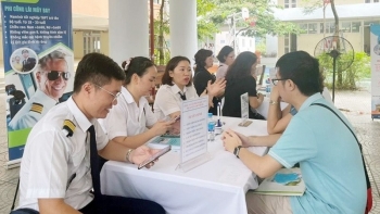 Hà Nội phát triển thị trường lao động, giúp đời sống của người dân ngày một cải thiện
