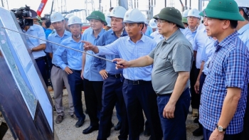 Thủ tướng kiểm tra, động viên, đôn đốc dự án đường dây 500 kV mạch 3