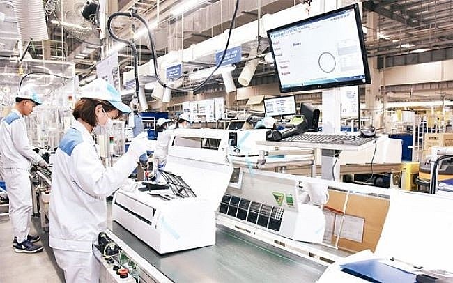 Gia hạn giảm thuế, phí hỗ trợ doanh nghiệp phục hồi và phát triển Gia hạn, giảm thuế, phí: Thêm nguồn lực đầu tư, kích cầu tiêu dùng và thúc đẩy tăng trưởng