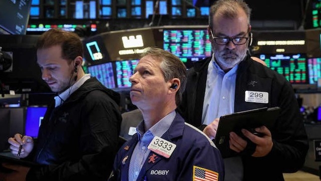 Chứng khoán Mỹ biến động trái chiều, chỉ số Dow Jones tăng hơn 250 điểm
