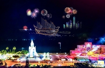 Lễ hội Vịnh Ánh sáng quốc tế Nha Trang 2024 - điểm đến hấp hẫn du khách