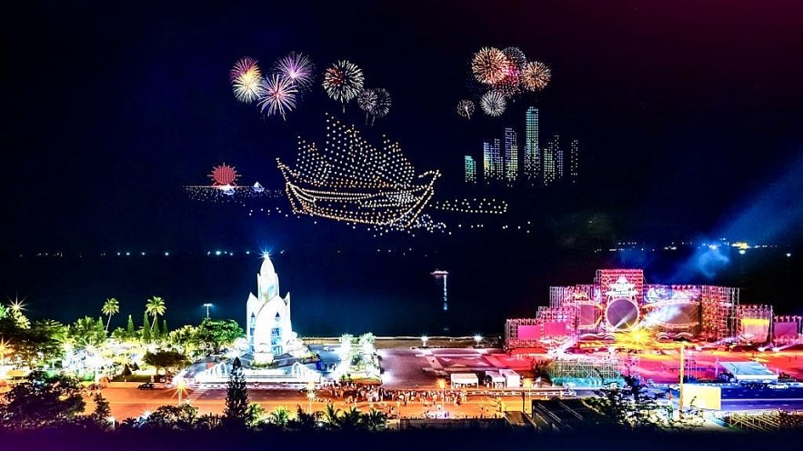 Lễ hội Vịnh Ánh sáng quốc tế Nha Trang 2024