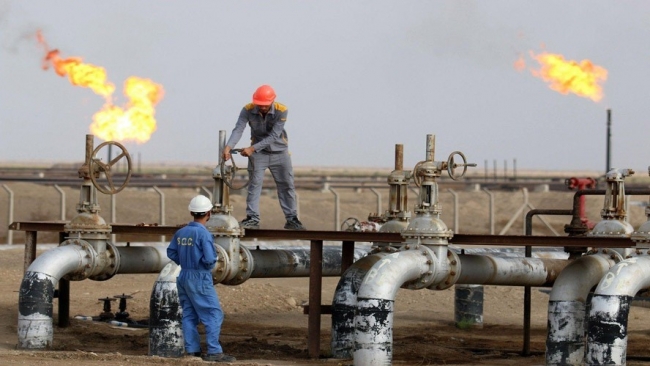 Ngày 2/7: Giá dầu thế giới tăng 2% lên mức cao nhất trong hai tháng