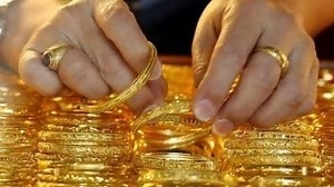 Giá vàng hôm nay (5/7): Lần đầu tiên giá mua vào vàng nhẫn cao hơn giá vàng miếng SJC