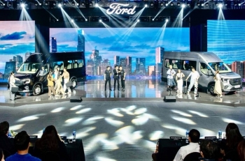 Ford Việt Nam ra mắt 3 phiên bản Transit hoàn toàn mới