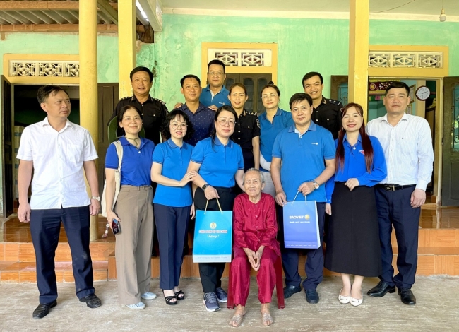 cong doa n bo ta i chi nh ha nh tri nh ve nguo n tren ma nh da t vi nh linh ti nh qua ng tri