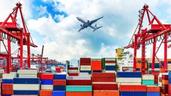 Vietnam's trade with China expected to hit 200 bln USD