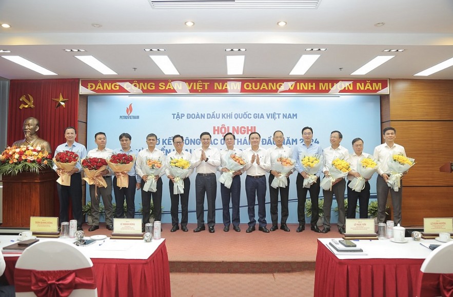 Petrovietnam hoàn thành vượt mức kế hoạch sản xuất kinh doanh 6 tháng đầu năm