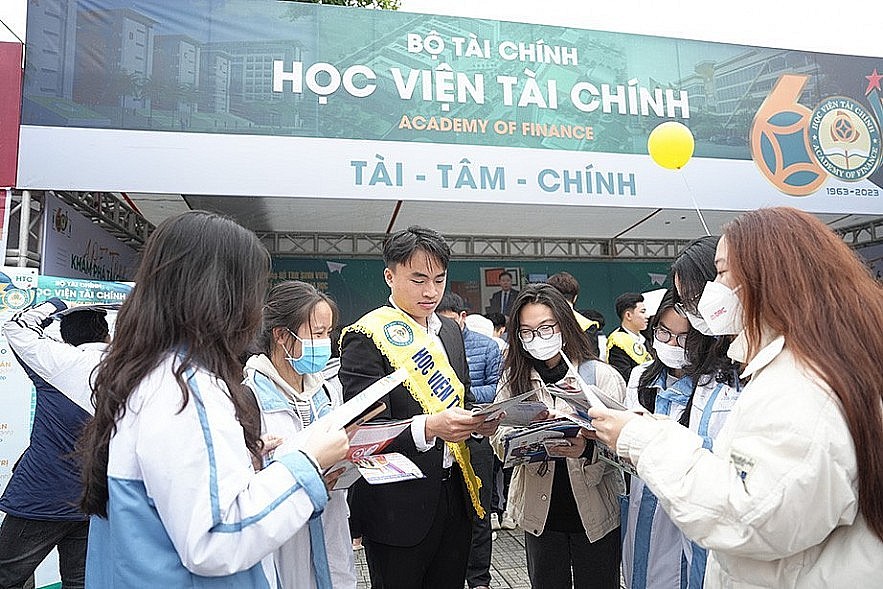 Điểm chuẩn trúng tuyển Học viện Tài chính ba năm gần nhất