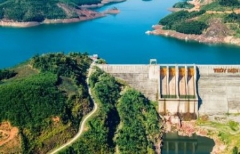 Thuỷ điện Hủa Na nói gì về chênh lệch lợi nhuận sau thuế quý II/2024?