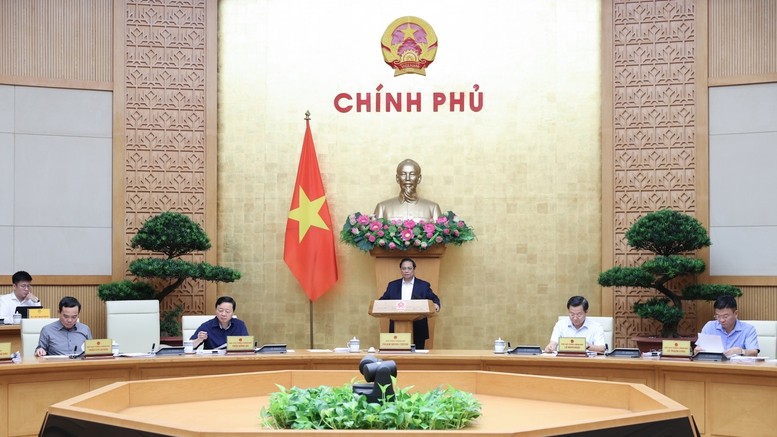 Chính phủ thảo luận về chủ trương đầu tư đường sắt tốc độ cao và 4 dự án luật, đề nghị xây dựng luật