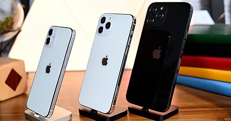 Giá bán iPhone 12 fullbox chính hãng cuối tháng 7 đang ở mức 