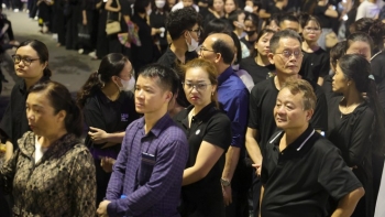 Ban Lễ tang kéo dài thêm giờ để người dân Thủ Đô viếng Tổng Bí thư Nguyễn Phú Trọng trong đêm
