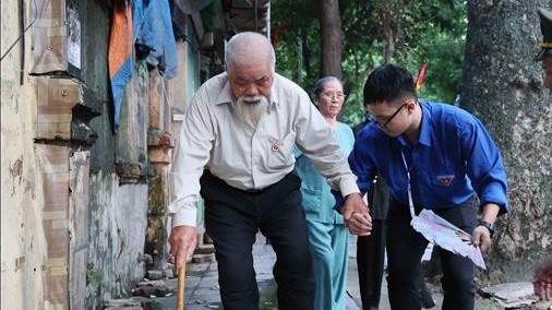 Hình ảnh đẹp của các tình nguyện tại lễ viếng Tổng Bí thư Nguyễn Phú Trọng