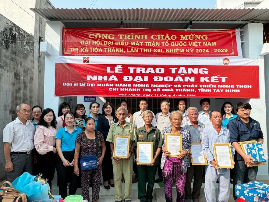 Agribank - Ngân hàng vì cộng đồng
