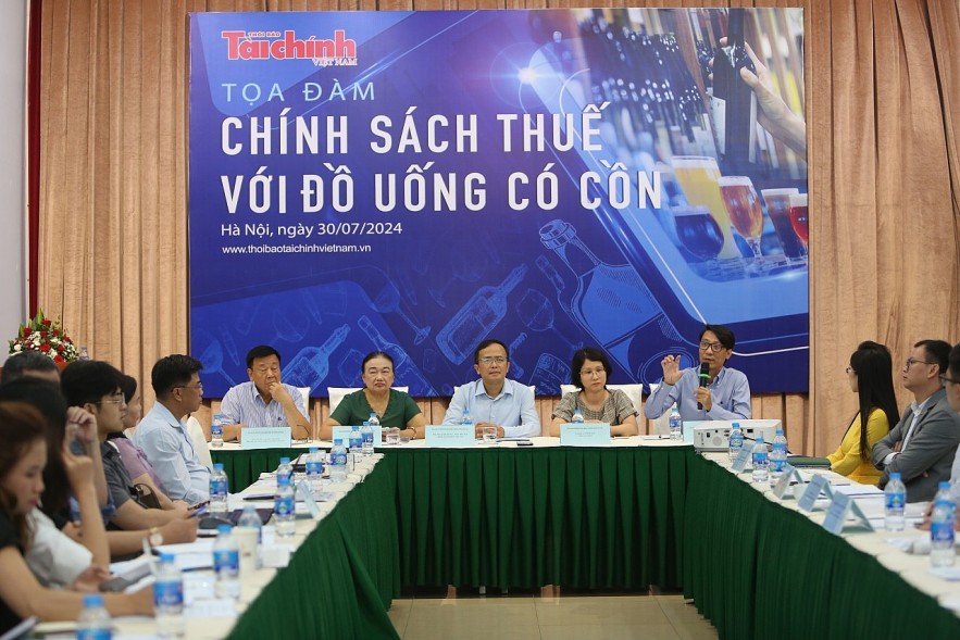 Tăng thuế để hạn chế lạm dụng rượu, bia có hại cho sức khỏe