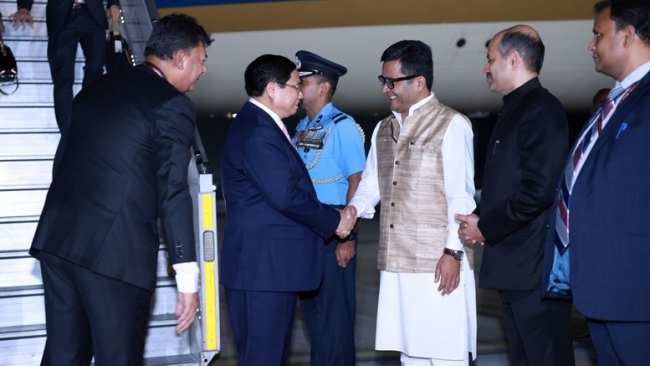 Thủ tướng Phạm Minh Chính đến New Delhi, bắt đầu chuyến thăm cấp Nhà nước tới Ấn Độ