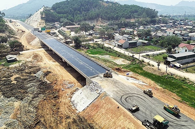 Vốn đủ, thủ tục thanh toán thuận lợi, nhưng giải ngân vốn đầu tư công vẫn thấp Vốn đủ, thủ tục thanh toán thuận lợi, vì sao giải ngân vốn đầu tư công vẫn thấp?