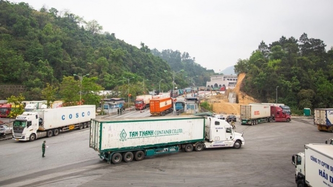 Xuất nhập khẩu qua Lạng Sơn chững lại sau nhiều tháng tăng trưởng
